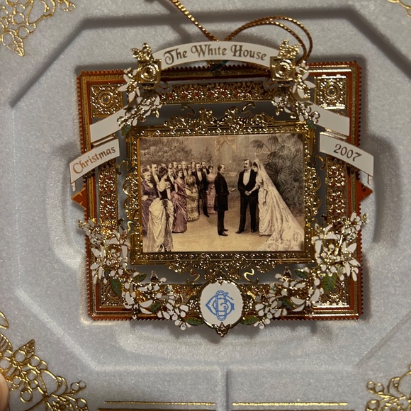 The White House Christmas Ornaments - Picture 9 of 12